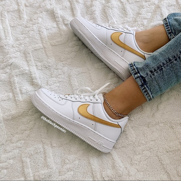 Nike Custom Air Force 1 NWT - Picture 2 of 16